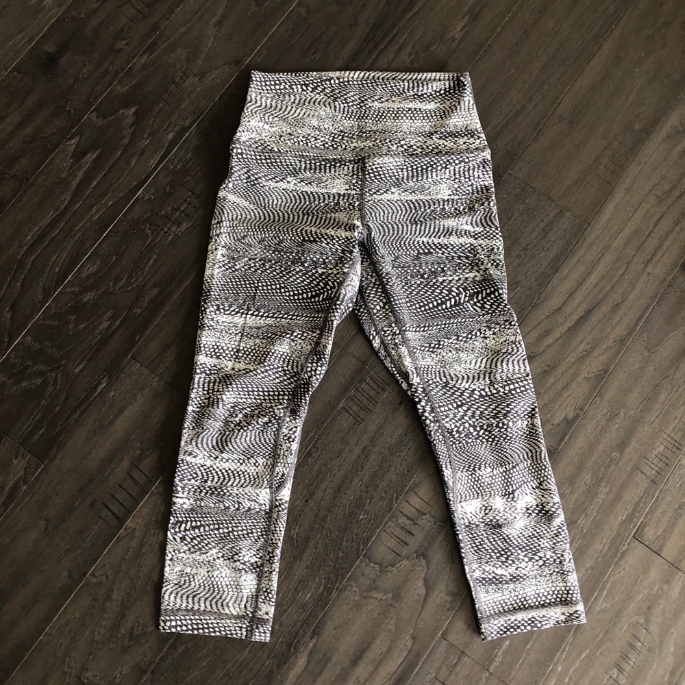 Lululemon Align Crop 21” - Size 6